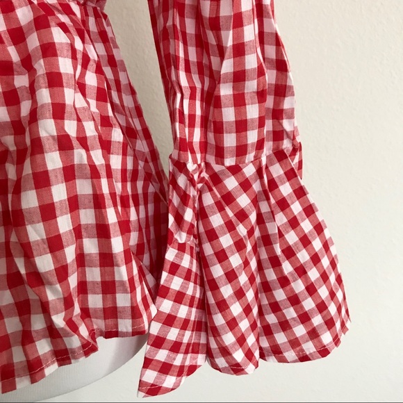 5 ⭐️ FLIRTY CHECKERED FLARE SLEEVES TOP - Picture 3 of 4